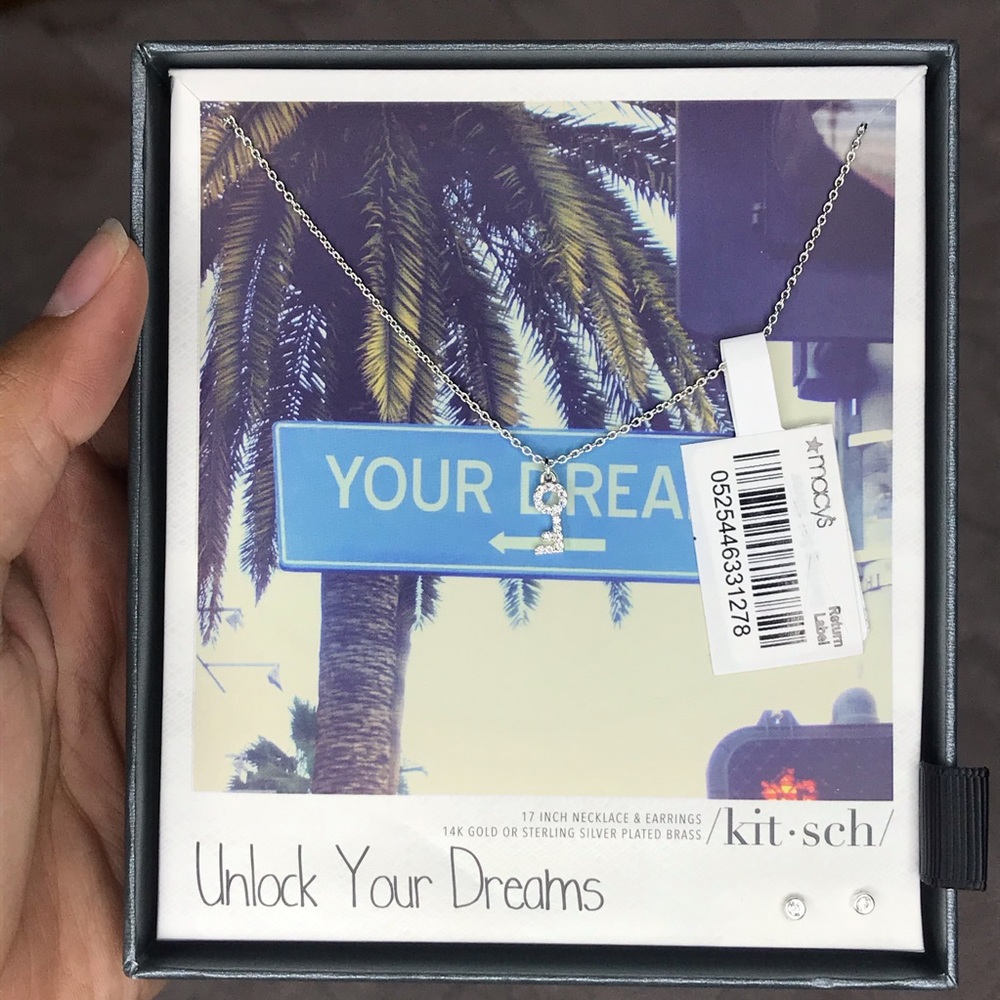 Kit-sch necklace and earring duo